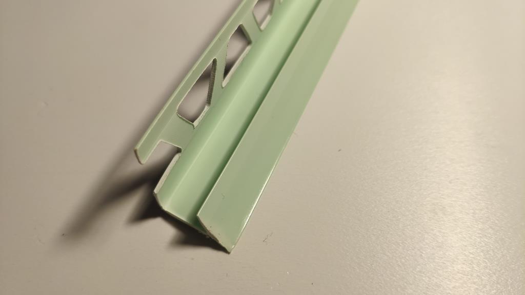 Ideal — Раскладка внутренняя для плитки 10 мм. Идеал 025 Светло-салатовый