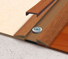 Ideal — Порог пластиковый Идеал 30x900 мм. 267 Клен белый