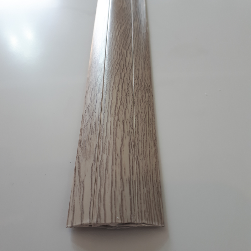 Ideal — Порог пластиковый Идеал 36x900 мм. 229 Дуб латте