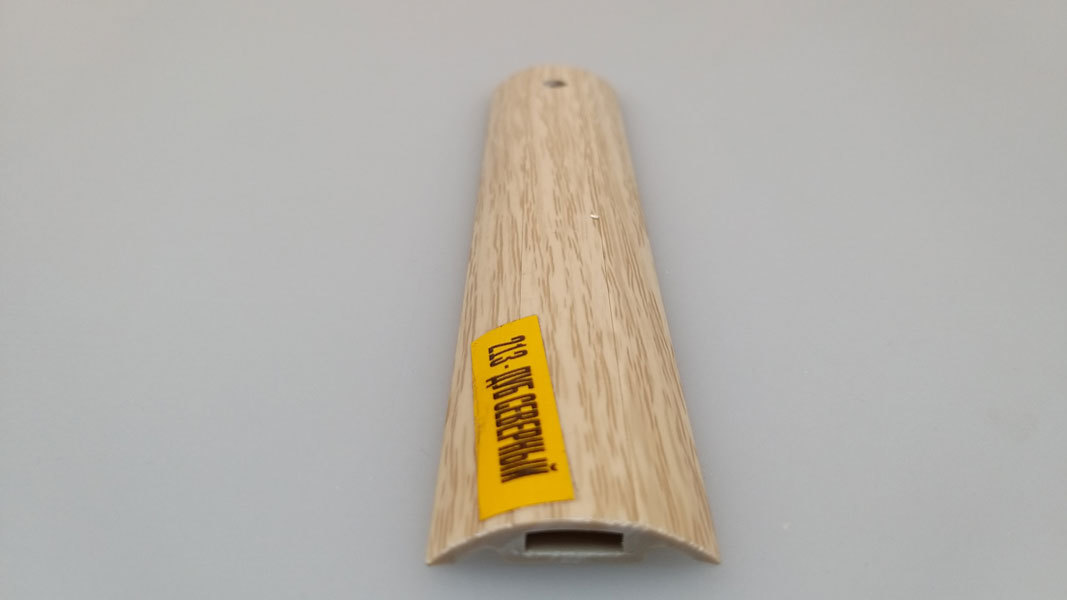 Ideal — Порог пластиковый Идеал 36x900 мм. 213 Дуб северный