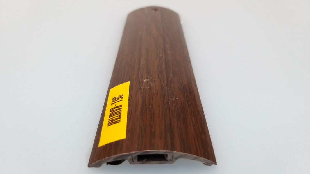 Ideal — Порог пластиковый Идеал 42x1600 мм. 351 Каштан