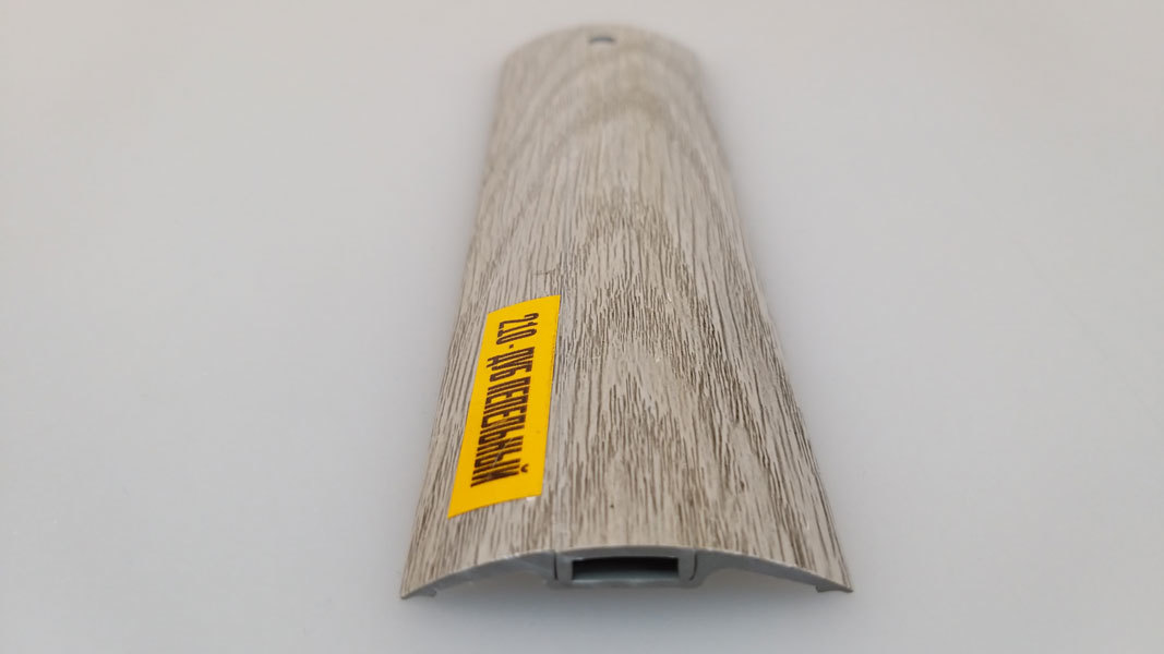 Ideal — Порог пластиковый Идеал 42x1600 мм. 210 Дуб пепельный