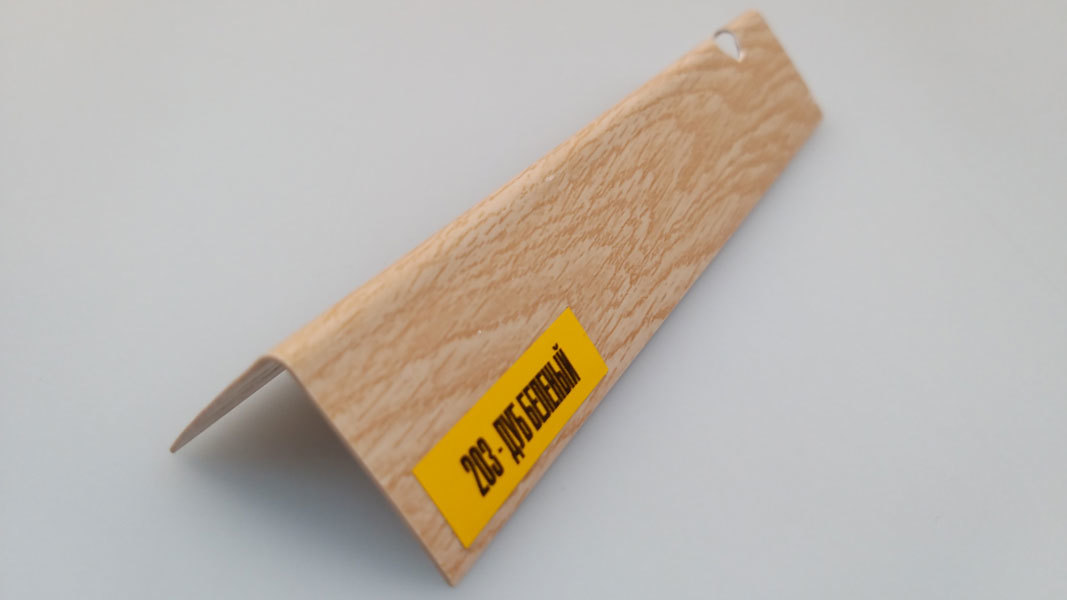 Ideal — Угол пластиковый Идеал 40х40х2700 мм. 203 Дуб беленый