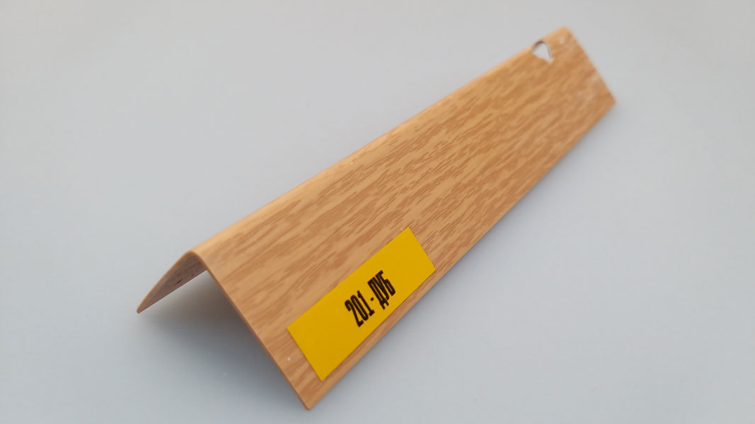 Ideal — Угол пластиковый Идеал 20х20х2700 мм. 201 Дуб