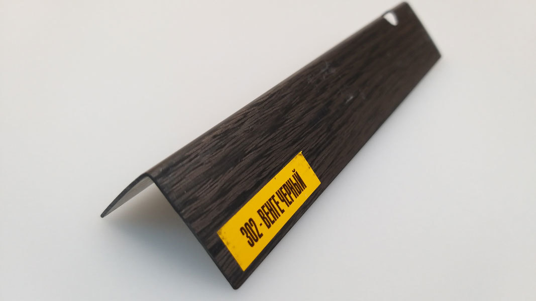 Ideal — Угол пластиковый Идеал 20х20х2700 мм. 302 Венге черный