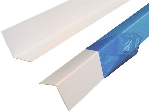 Ideal — Угол пластиковый 10x10x3000мм Белый (с защитной пленкой)