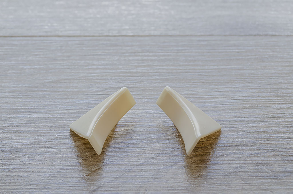 Ideal — Заглушка для столешницы (пара) Идеал слоновая кость 008