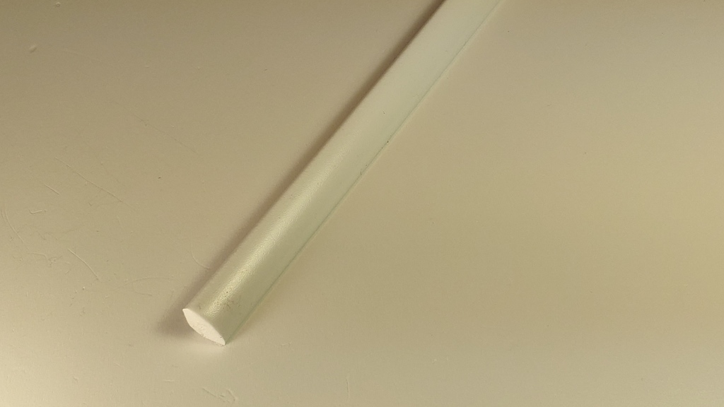 Ideal — Угол внутренний округлый вспененный ПВХ Идеал 10х10х2700 мм. 001 белый