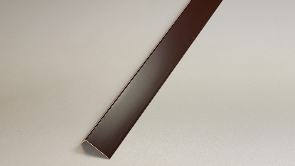 Ideal — Угол арочный ПВХ Идеал 20х12х2700 мм. 019 коричневый