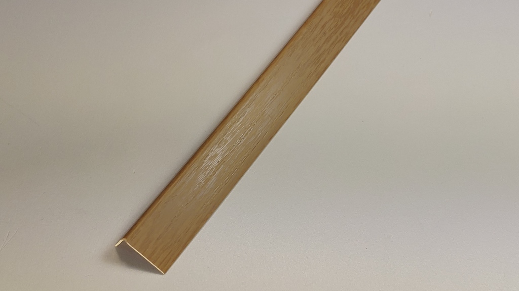 Ideal — Угол арочный ПВХ Идеал 20х12х2700 мм. 201 дуб