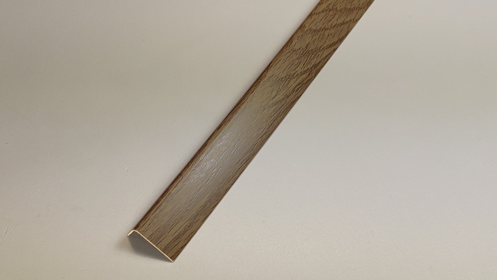 Ideal — Угол арочный ПВХ Идеал 20х12х2700 мм. 211 дуб рустик