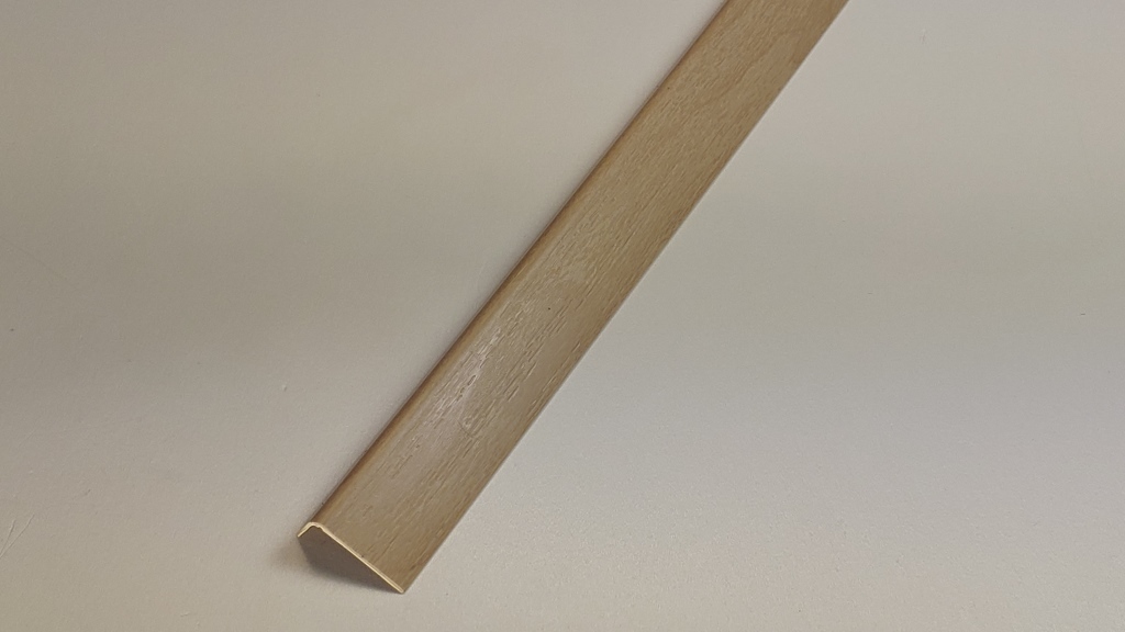 Ideal — Угол арочный ПВХ Идеал 20х12х2700 мм. 261 клен