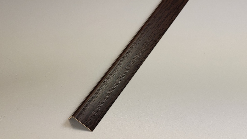 Ideal — Угол арочный ПВХ Идеал 20х12х2700 мм. 351 каштан