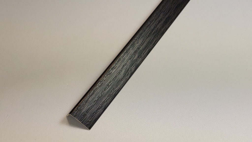 Ideal — Угол арочный ПВХ Идеал 20х12х2700 мм. 302 венге черный