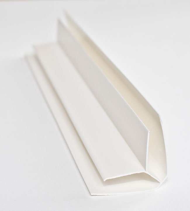 Ideal — Внутренний угол белый матовый для ПВХ панелей и откосов 9-10 мм. 3 метра