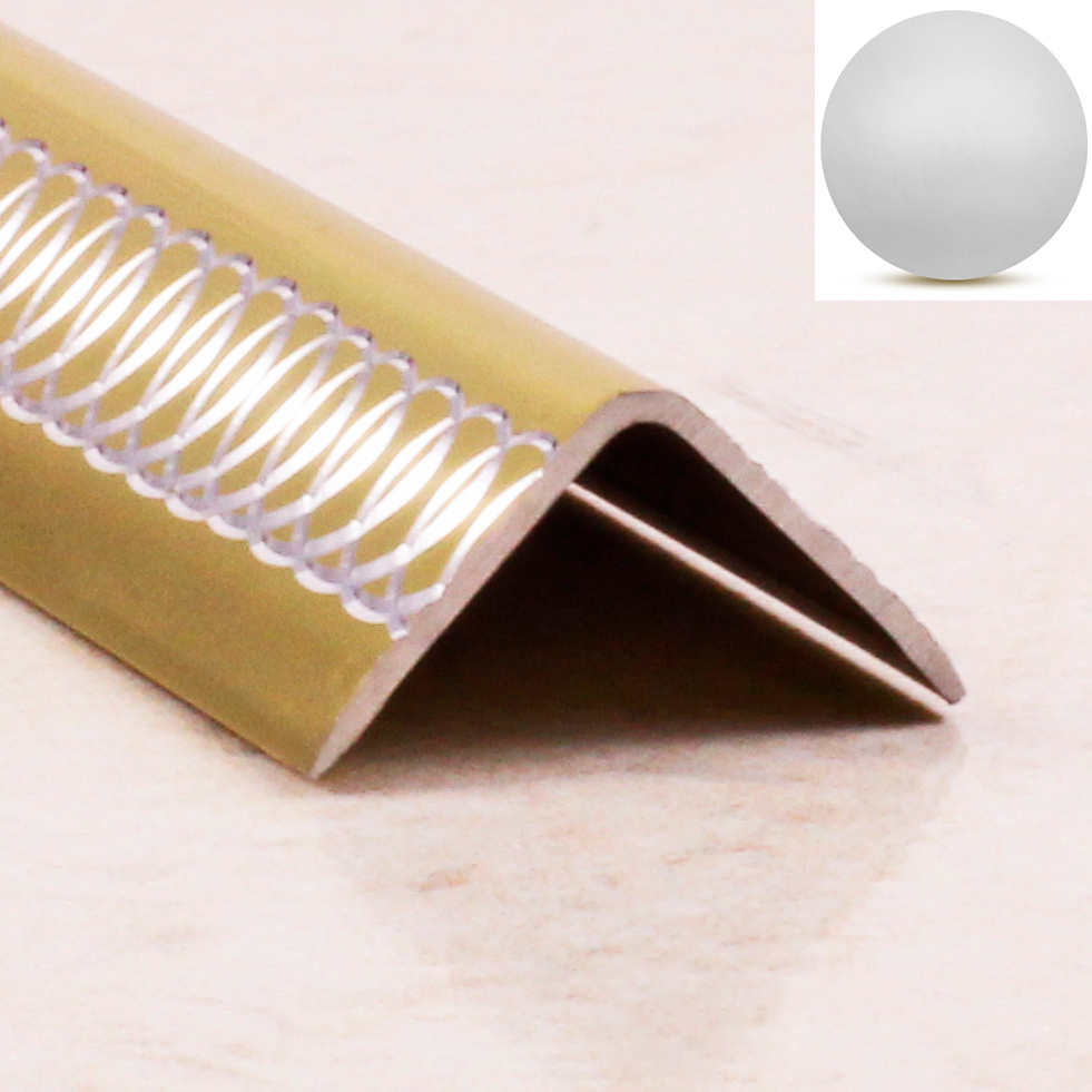 Ideal — Алюминиевый уголок наружный с гравировкой основа золото глянец 20х20х2700 мм. со скошенными краями